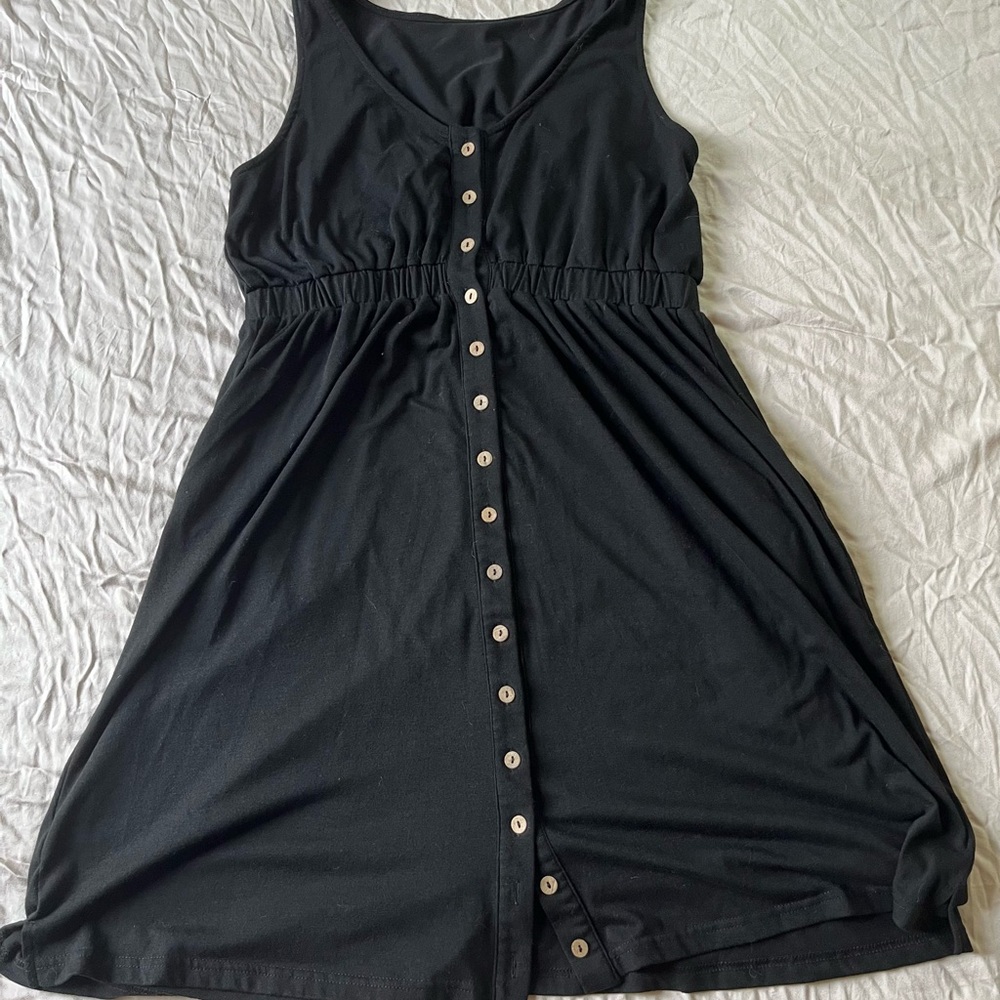 Casual Witchy Black Button-Down Dress